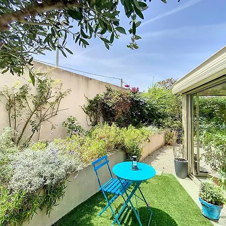 Charmante Villa 4 Pièces avec Piscine, Terrasse et Parking Privé à La Ciotat - Proche Plages - FR-1-770-33-2
